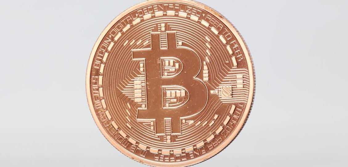 Nicht nur die Bitcoin-Whrung basierte auf dem Blockchain-Prinzip, inzwischen werden weiter Teile der Finanzbranche Teil des E-Commerce (Bild: Bild: Tim Reckmann / Pixelio)